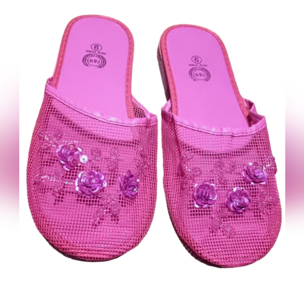 NWT P&W New York Pink Mesh Flower Sequin Slippers - Size 9